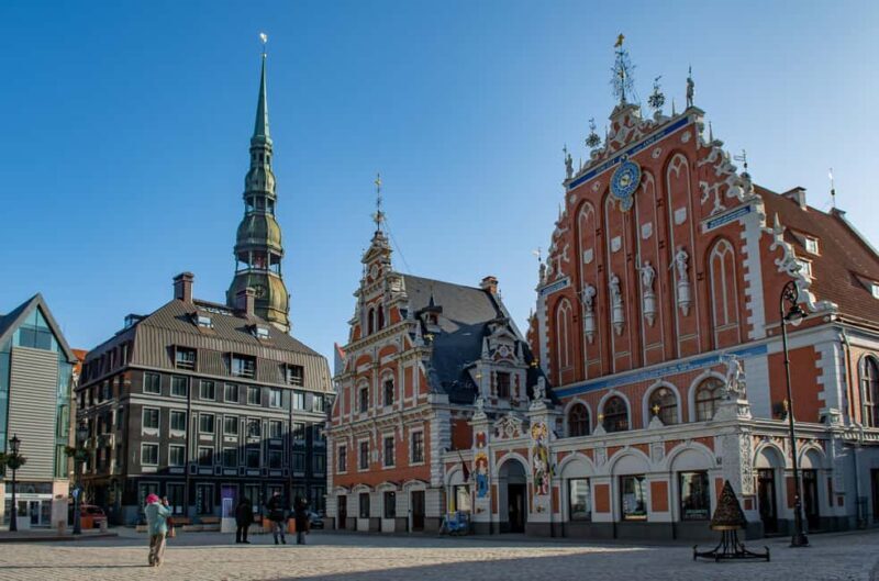 Riga: Old Town Walking Tour in a Small Group or Private - In-Depth Tour Breakdown
