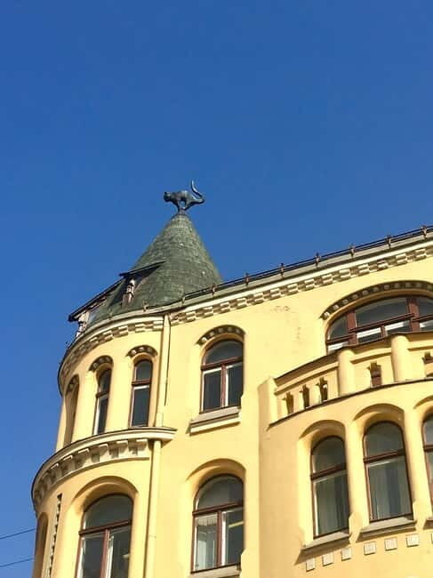 Riga: Old Town Walking Tour in a Small Group or Private - What to Expect During the Tour