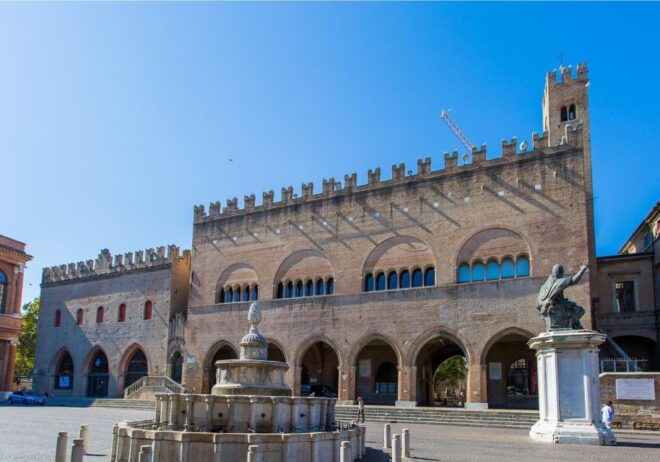 Rimini Scavenger Hunt and Sights Self-Guided Tour - Booking Information