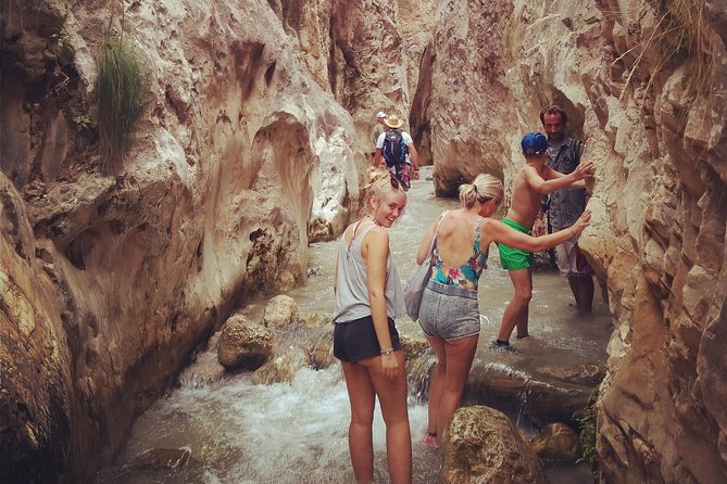 Río Chillar, Where the Water Is a Trail - Additional Information