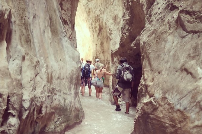 Río Chillar, Where the Water Is a Trail - Duration and Admission Details