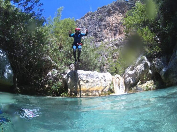 Rio Verde: Guided Canyoning Tour With Soft Drink - Experience Highlights