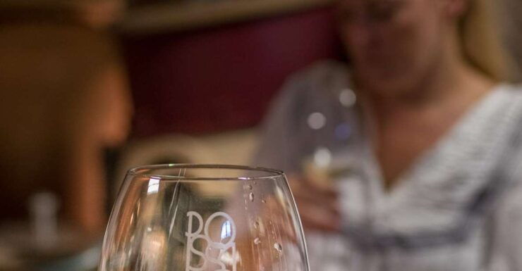 Riomaggiore: Cinque Terre Wine & Liqueur Tasting Experience - Experience Pricing and Duration