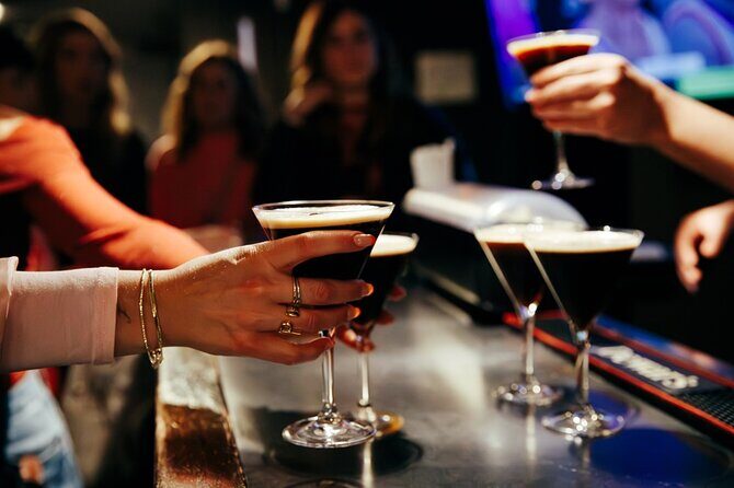 Rise and Dine Food Tour in Vintage Style Trolley - The Experience: What to Expect