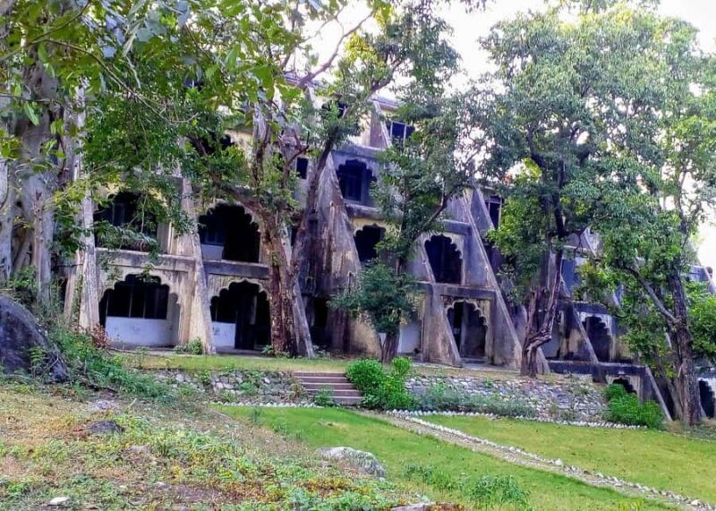 Rishikesh: Beatles Ashram Guided Tour along the Ganges - FAQs