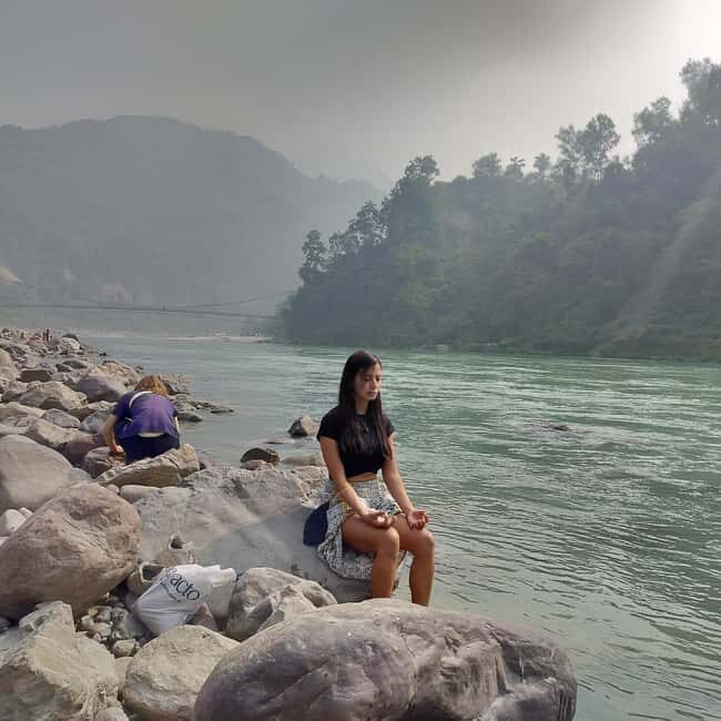 Rishikesh: Vashisht Cave, Neer Waterfall, and Ganga Aarti - FAQs
