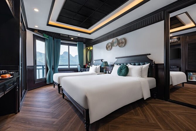 Rita 5* Halong Cruise - LanHa - Cave/Squidfishing/Meals/Transfer - Cave Discovery