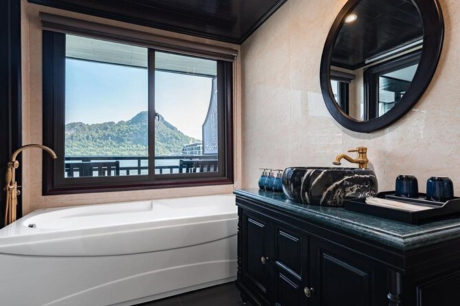 RITA Cruise 5* Lan Hạ-Cat Ba 3 Days 2 Nights With 2 Ways Transfer - Cruise Overview