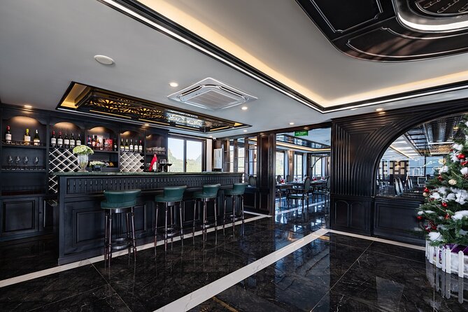 RITA CRUISE - BEST LUXURY 5 STAR CRUISE in HALONG BAY From HANOI - Common Questions