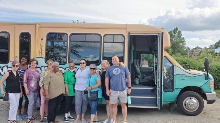 River Arts District & Downtown Mountain Mural Tour - Tour Highlights