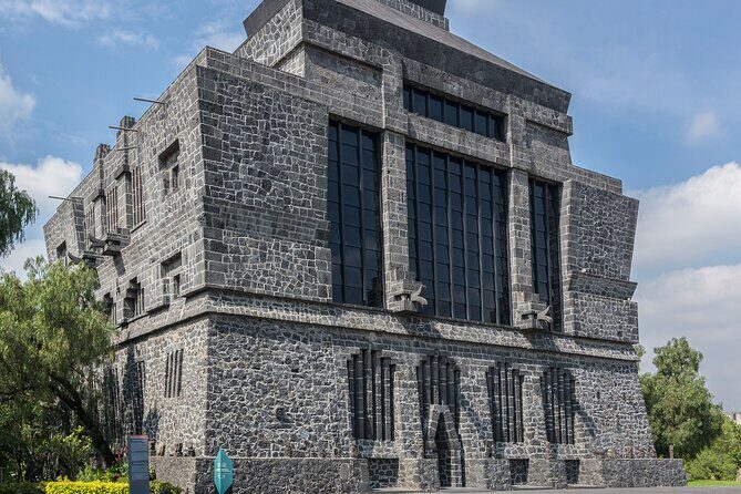 Rivera and Frida Kahlo Legacy Tour Small Groups - FAQ