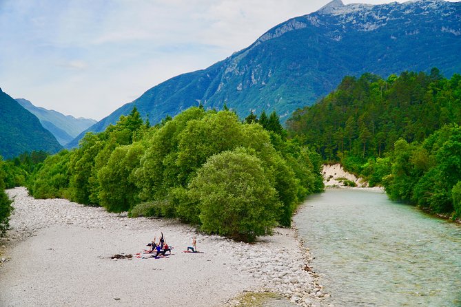 Riverside Yoga - Location and Setting