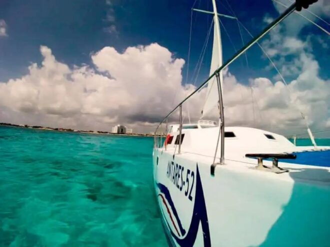 Riviera Maya: Private Catamaran Sailing for 42 Guests - Preparation and Recommendations