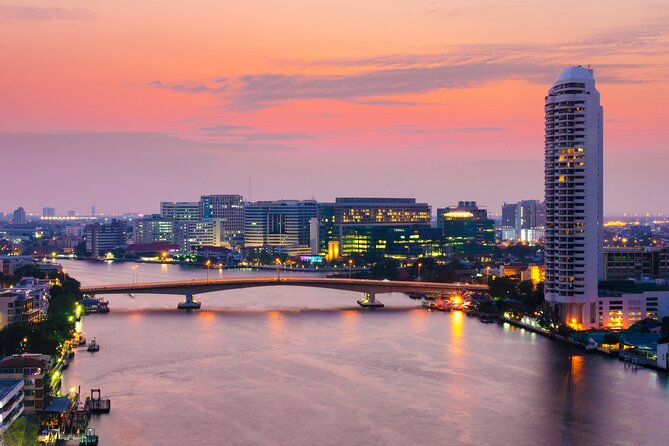 Road to Democracy: A Self-Guided Audio Tour of Thailands Modern Politics - Key Political Figures and Movements