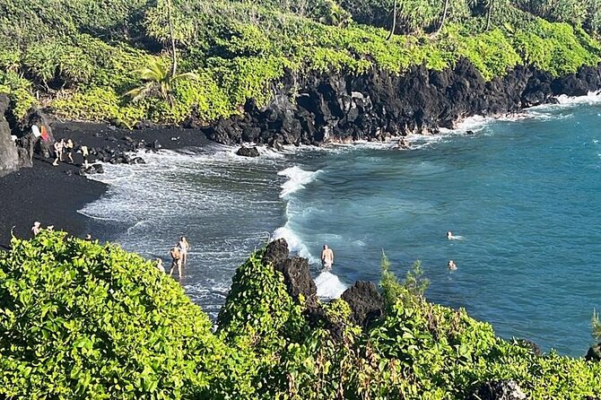 Road to Hana, Black Sand Beach, Waterfalls & Turtles Tour - Inclusions