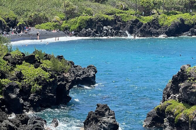 Road to Hana Tours With Hotel Pick-Up, Black Sand Beach , Waterfalls and More! - Traveler Photos and Reviews