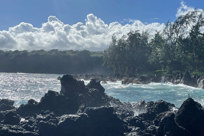 Road to Hana Tours With Hotel Pick-Up, Black Sand Beach , Waterfalls and More! - Common Questions
