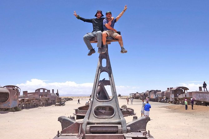 Road to Uyuni Economic Package 4D - 3N - Itinerary Highlights