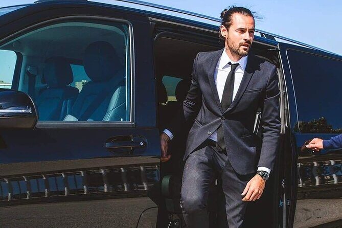 Road Trip Porto to/from Lisboa with Tour in 3 Different Cities - Exploring the Stops in Detail