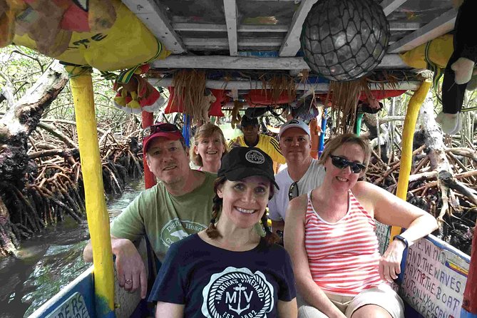 Roatan Nature Combo: Mangrove Cruise, Horseback Riding & Snorkel - Travel Experience Highlights