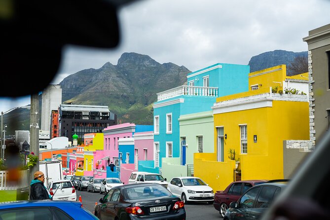 Robben Island, Bo-kaap and Table Mountain Tour - Exploring the Vibrant Bo-Kaap Neighborhood