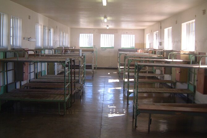 “Robben Island Discovery: Hotel Pickup Included” - Robben Island Discovery Tour Overview