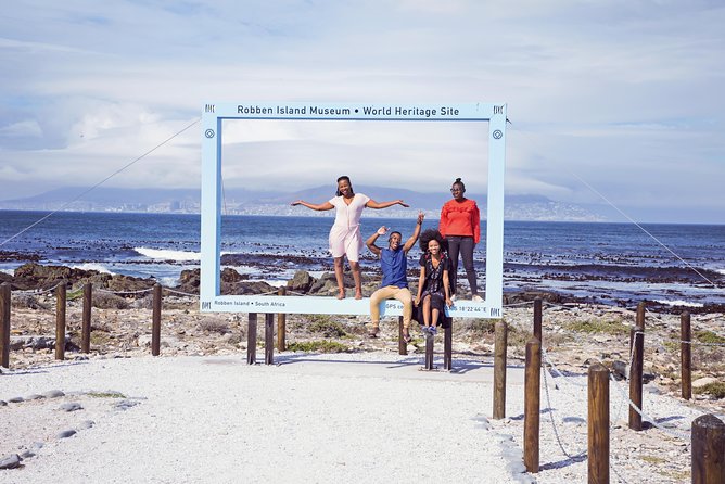 Robben Island Ticket, Kirstenbosch & South African Wine Tasting Small Group Tour - Ideal Choice for First-Time Visitors