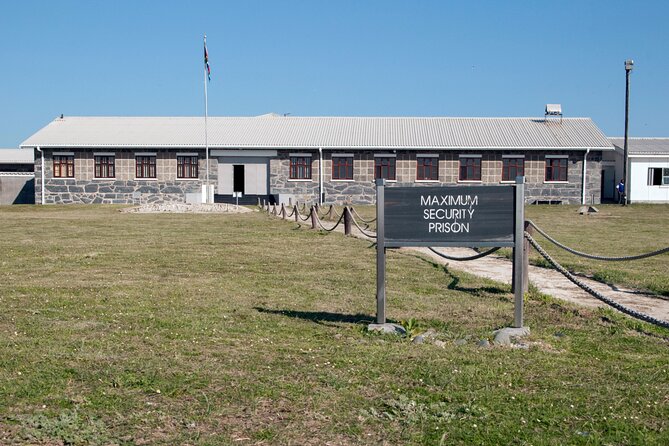 Robben Island Tour Including Pick up & Drop off - Average Feedback