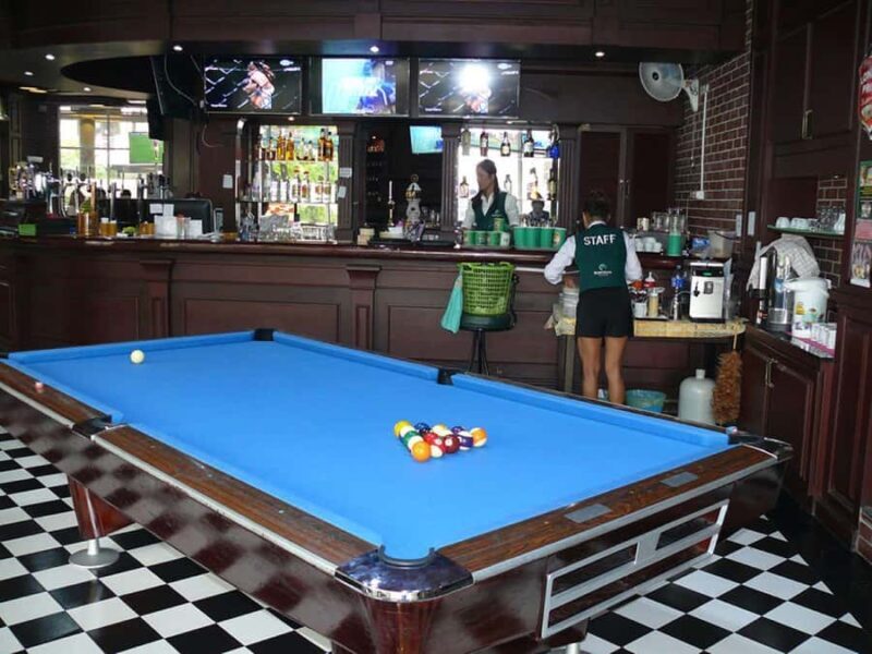 Robin Hood Tavern special 3-Course Meals & table reservation - The Experience of Dining Here