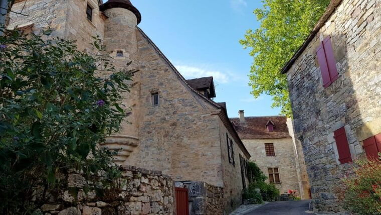 Rocamadour: Beautiful Villages of the Dordogne Valley Tour - Discovering Loubressac