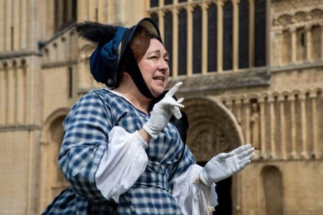 Rochester, Kent: Costumed Guided Tour - Historical Context and Themes