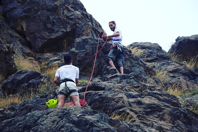 Rock Climbing Adventure in Atlas Mountain and Lunch With Berbers - Immerse Yourself in Berber Culture