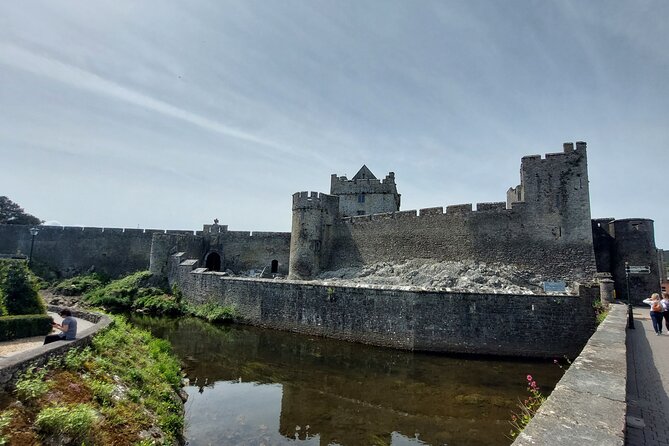 Rock of Cashel, Cahir & Blarney Castle Private Sightseeing Day Tour From Dublin - Rock of Cashel History