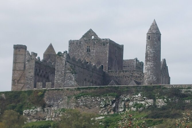 Rock of Cashel, Cahir & Blarney Castle Private Sightseeing Day Tour From Galway - Itinerary Overview