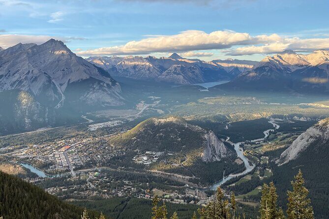 Rockies Fall/Spring Premium Tour from Vancouver - Who Should Consider This Tour?