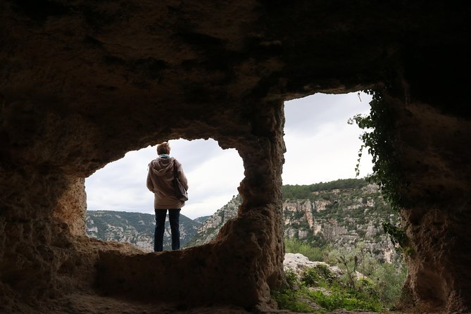 Rocky Necropolis of Pantalica Half-Day Walking Tour - Highlights and Inclusions