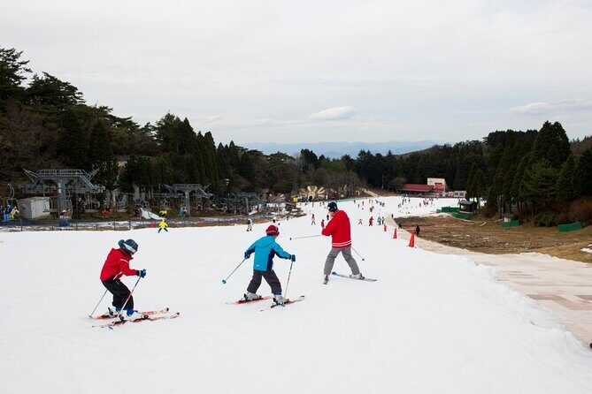 Rokko Snow Park Winter Ski and Arima Onsen Day Tour from Osaka - Transportation and Practical Details