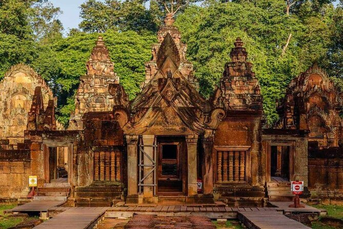 Rolouse Group Beng Mealea Banteay Srei Temple - Tour Inclusions and Exclusions