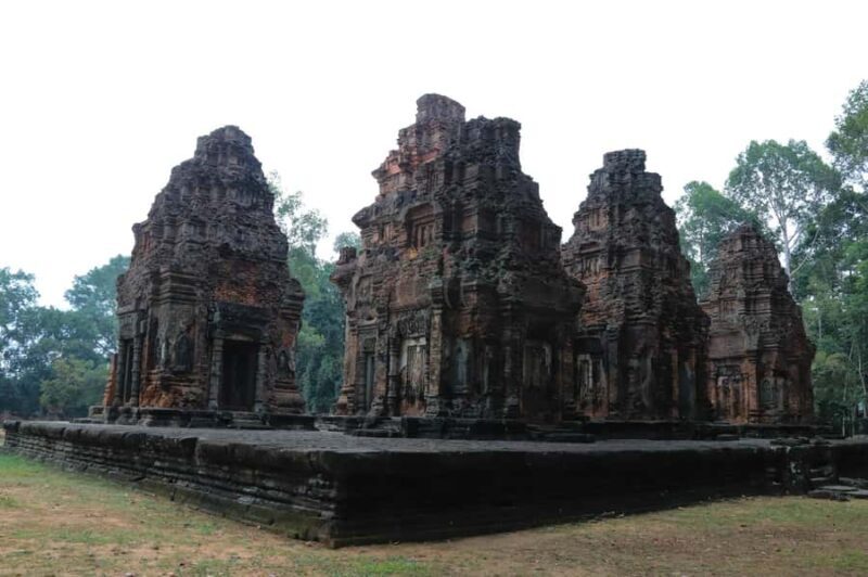 Roluos Group, Beng Mealea & Floating Village Private Tour - Exploring the Ancient Khmer Capital: Bakong, Preah Ko, and Lo Lei