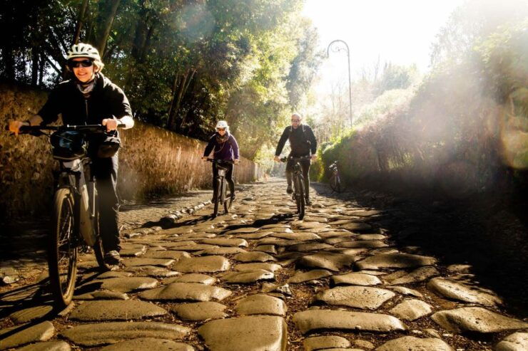 Roma: Appian Way Ebike Tour, Aqueducts Catacombs & Lunch Box - Itinerary