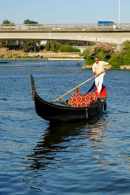 Roma: the One and Only Roma Gondola Tours on the Lake! - Important Rules and Restrictions
