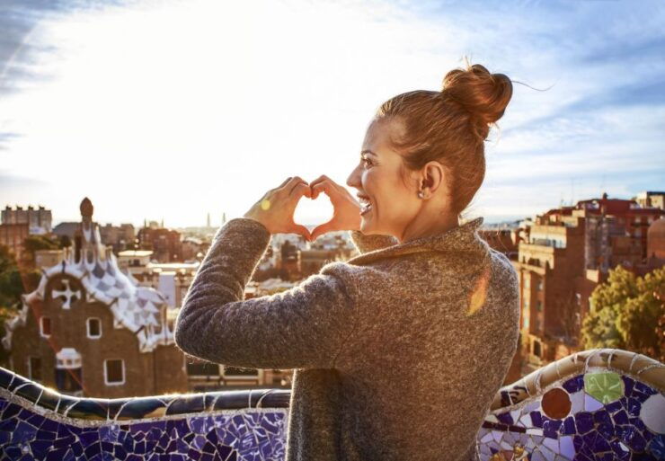 Roman and Medieval Side of Barcelona – Private Walking Tour - Experience Highlights