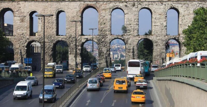Roman Aqueduct, Sehzade Mosques &Women's Market - Good To Know