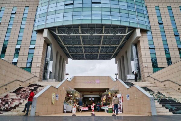 Roman Experience: Enjoy the Trionfale Market and Castroni - The Sum Up