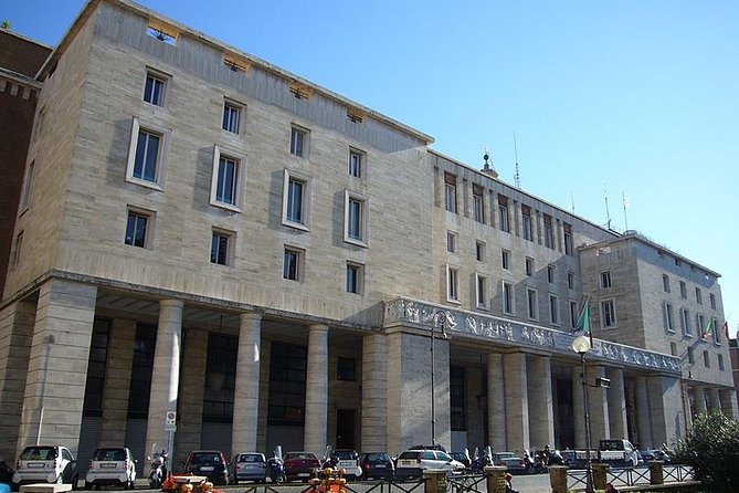 Roman Squares Walking Tour - Historical Background