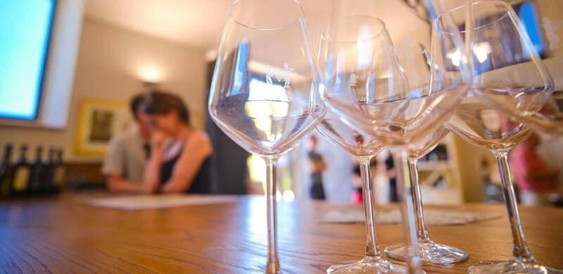 Romanian Wine Tasting Tour & Appetizers with Sommelier - Good To Know