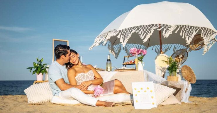 Romantic Beach Picnic - Good To Know