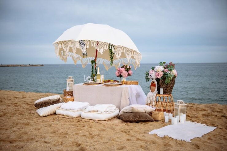 Romantic Beach Picnic - Location and Meeting Point