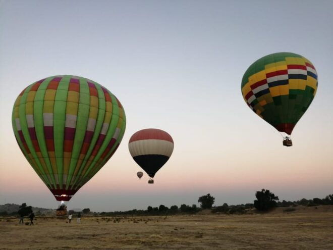 Romantic Couples Flight: Huasca De Ocampo Getaway - Hot Air Balloon Experience