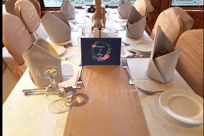 Romantic Dhow Cruise in Marina With International Buffet Dinner With Live Shows - Booking and Flexibility